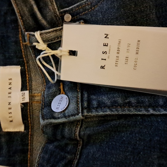 Risen Medium Wash High Rise Boyfriend Jeans - Picture 10 of 10